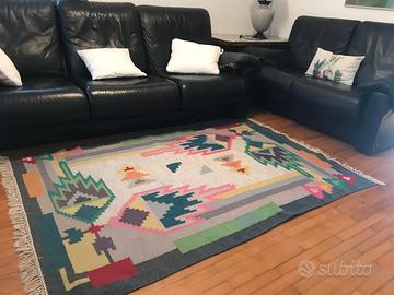 Divano Buselli in pelle nera