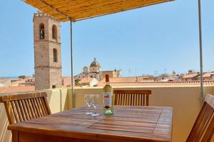 Alghero centro storico trilocale con terrazzo