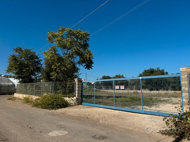 Piazzale In Fasano zona Cento