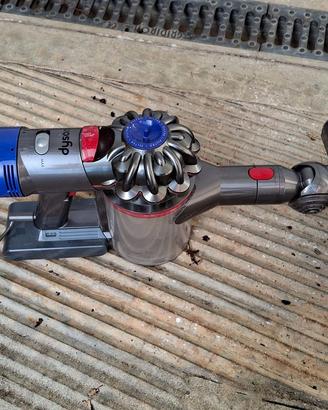 Aspirapolvere Dyson