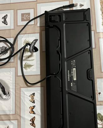 SteelSeries Apex 3 - Tastiera Gaming RGB
