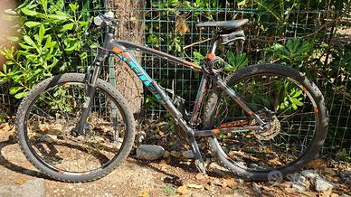 Mountain Bike Carraro, forcella ammortizzata