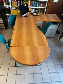 Arredo ufficio scrivanie sedie