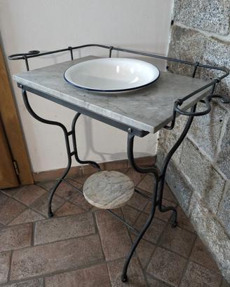 Toilette ferro battuto