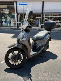 Peuget tweet 150