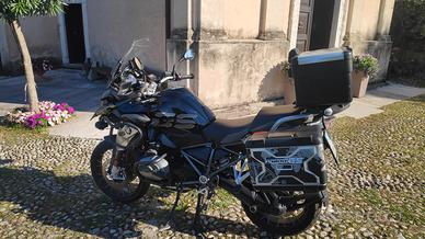BMW R 1200 GS TRIPLE BLACK