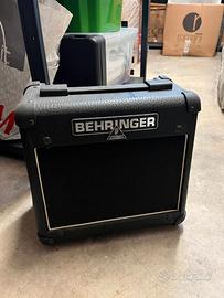 Amplificatore chitarra Behringer