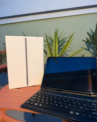 IPAD 9Th Generazione + Cover con tastiera +Mouse