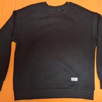 Felpa nera con fantasia geometrica