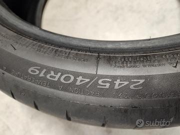 PNEUMATICI ESTIVI HANKOOK S1 EVO 3  900KM!!