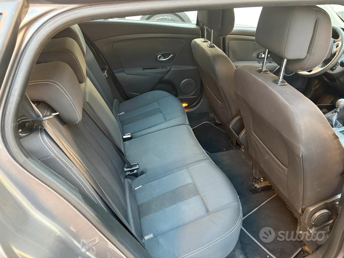 Renault Megane Sw 2010 photo 2