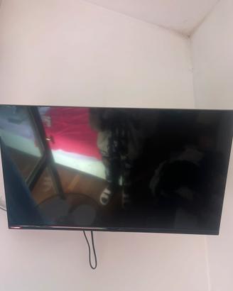 Tv 32” smart tv con telecomando
