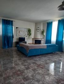 Villa con appartamento 