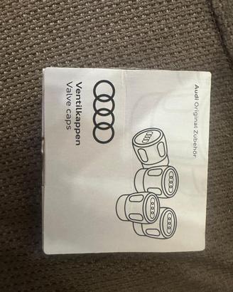 Tappi coprivalvola audi