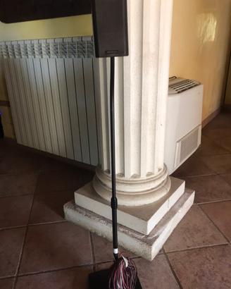 Supporti altoparlanti