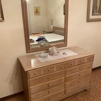 Camera da letto in legno con marmi originali