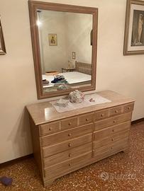 Camera da letto in legno con marmi originali