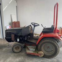 Trattore rasaerba con PDF