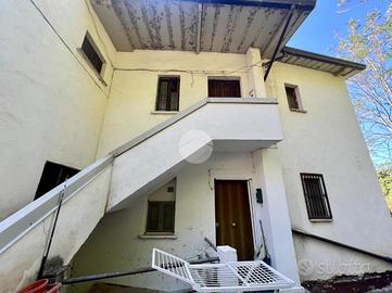 3 LOCALI A COSENZA
