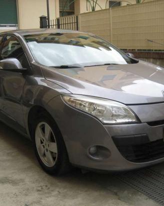 RENAULT Megane 1.5 DCI 110CV DYNAMIQUE