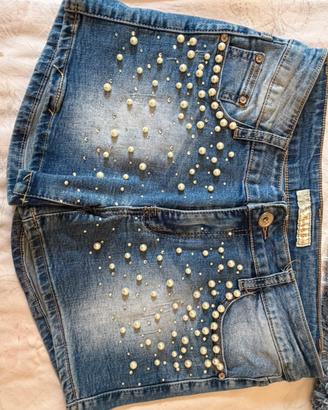 Pantaloncino con perline