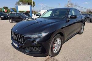 MASERATI Levante Levante 3.0 V6 250cv auto - FG5