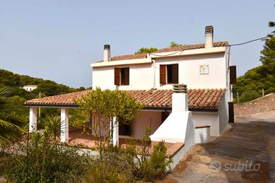 Villa in località Guardia Mori