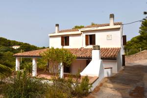 Villa in località Guardia Mori