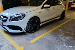 Mercedes A45 Amg
