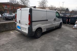 Opel Vivaro van