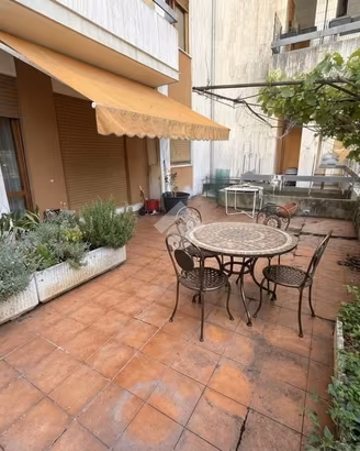 5 LOCALI A SCHIO