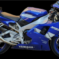 Yamaha R1 anno 1999