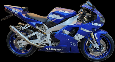 Yamaha R1 anno 1999