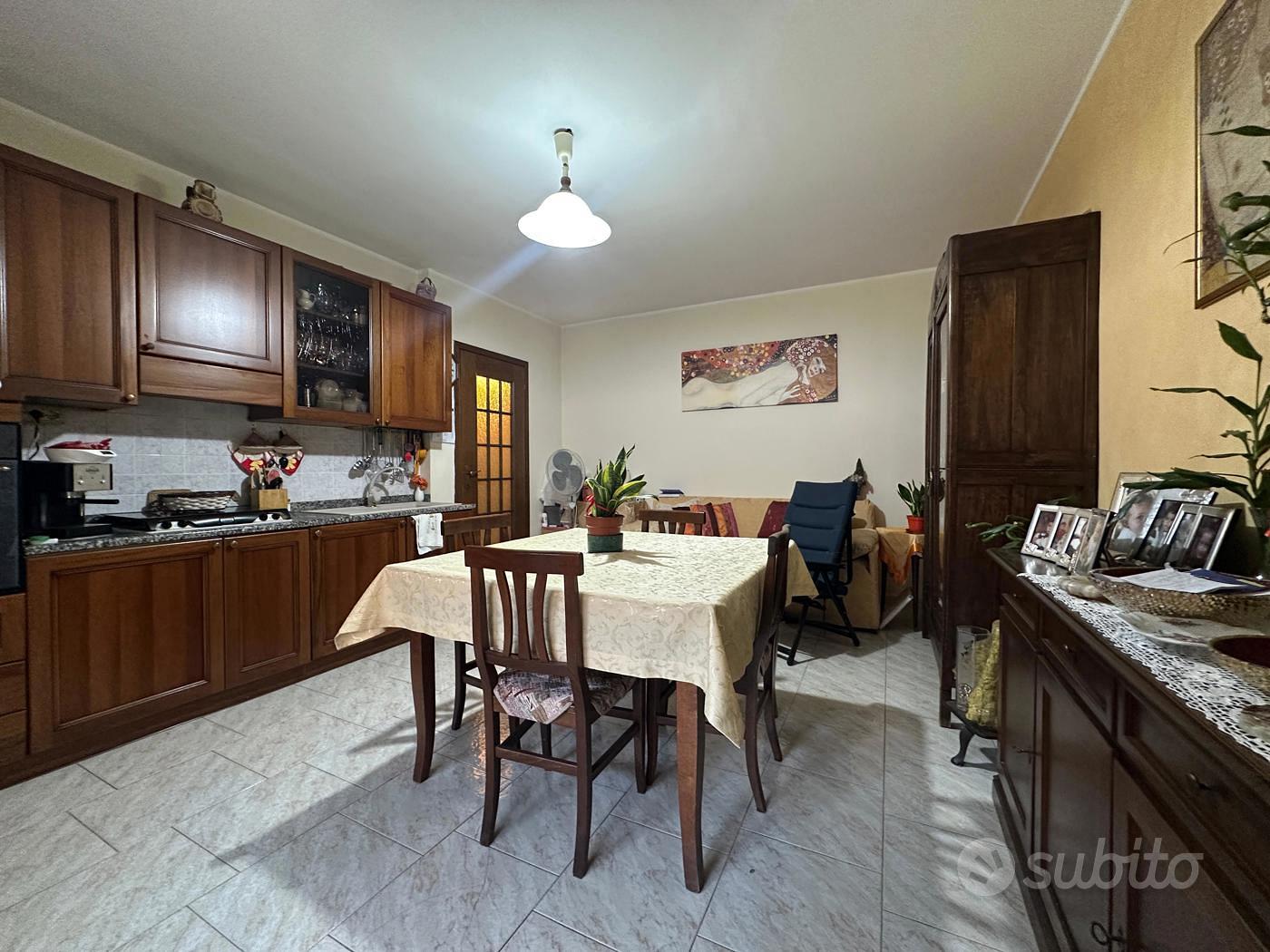 Apartment in Torino, Regio Parco, Circoscrizione 6 - Altro