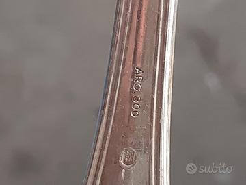 set argenteria da tavola