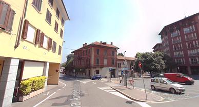 Trilocale a Cantù con due balconi libero subito
