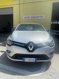 Renault Clio - Allestimento Moschino