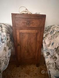 camera da letto mobili antichi