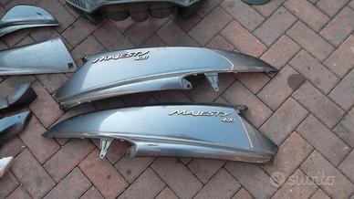 Majesty 400 04-08 : scudo carene faro sella