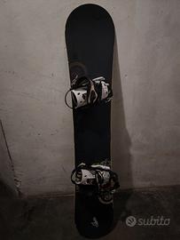 Tavola Snowboard Nitro T1 con Attacchi Nitro