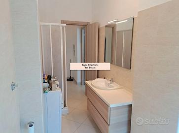 OSTIA TRILOCALE ARREDATO Con AMPIO BALCONE