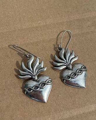 Orecchini vintage, argentati, sacro cuore