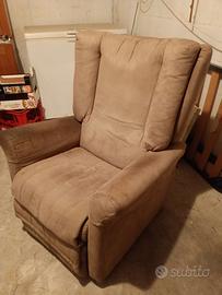 Poltrona alzapersona