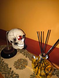 lampada a forma di teschio 