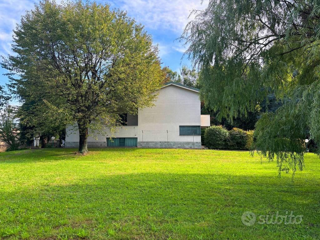 Villa di 382 m² con 4 locali e box auto doppio a S - Vista 3