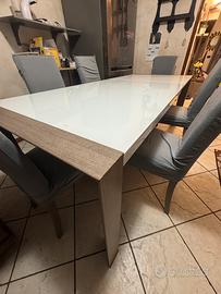 Tavolo da pranzo allungabile