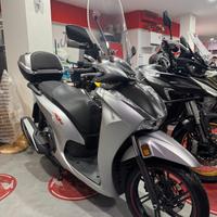 Honda SH 350 Sport