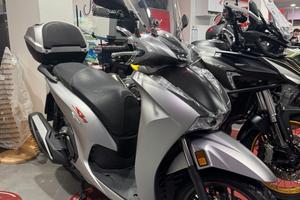 Honda SH 350 Sport
