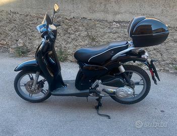 Scarabeo 100