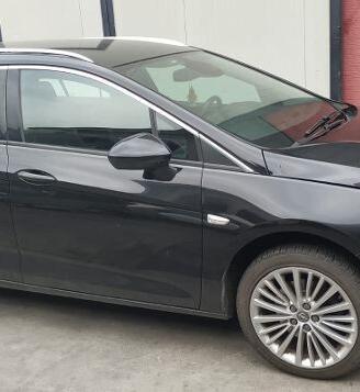 Per ricambi Opel Astra SportsTourer 2018 LVL cil 1